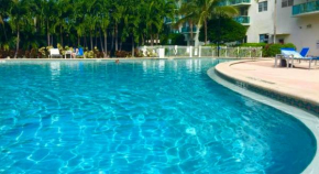 Sunny Isles Beach Spacious Apartment